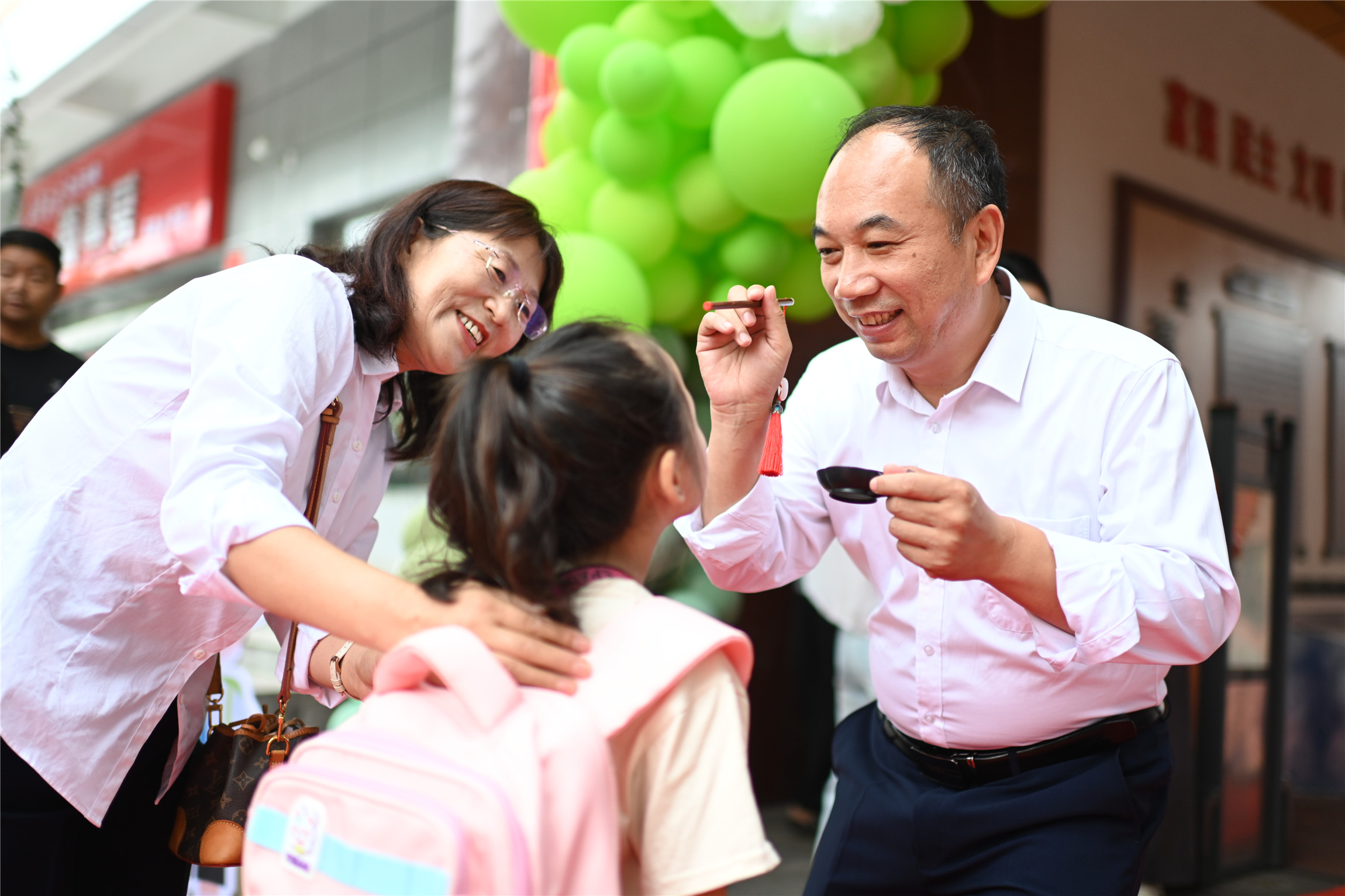 河南各地中小学开学活动_河南省中小学_河南中小学开学季